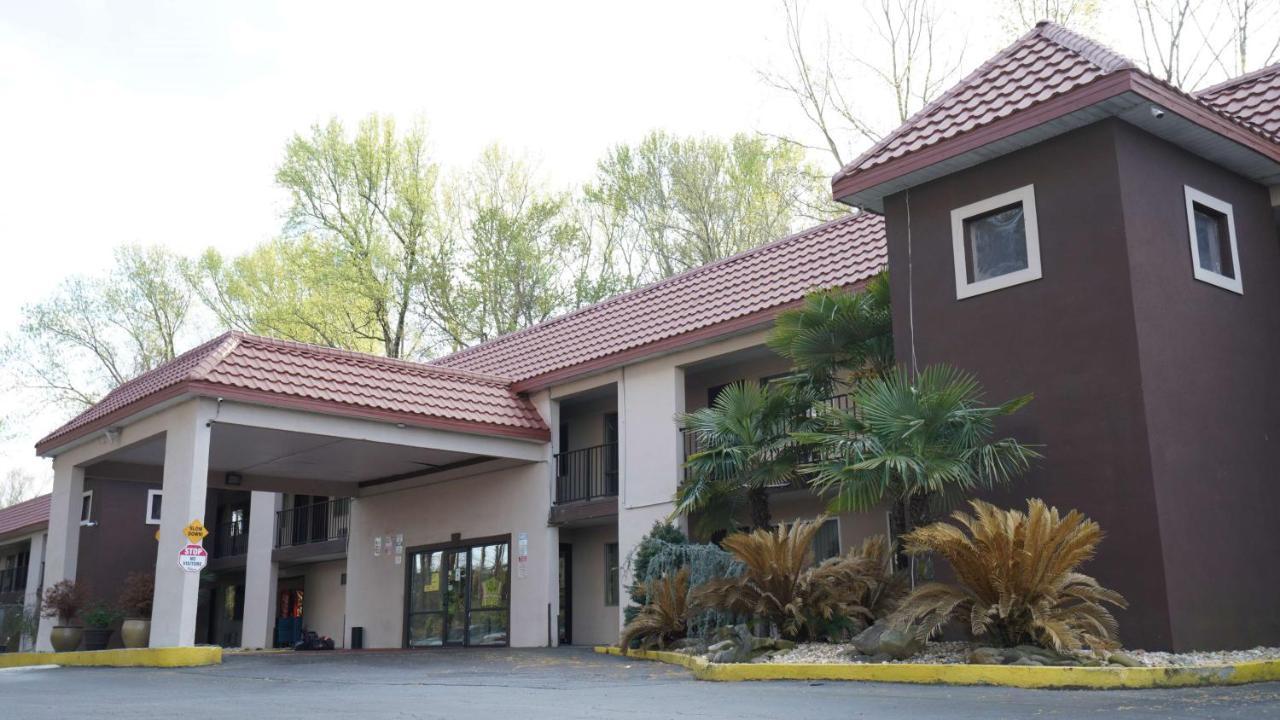 Motel 6 Atlanta Ga Atlanta Airport East Exterior foto